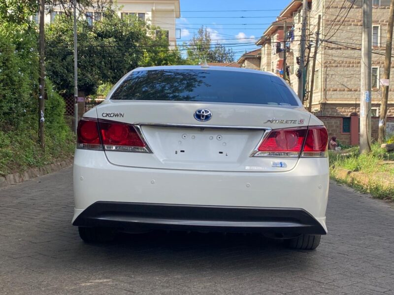 2016 Toyota CROWN ATHLETE