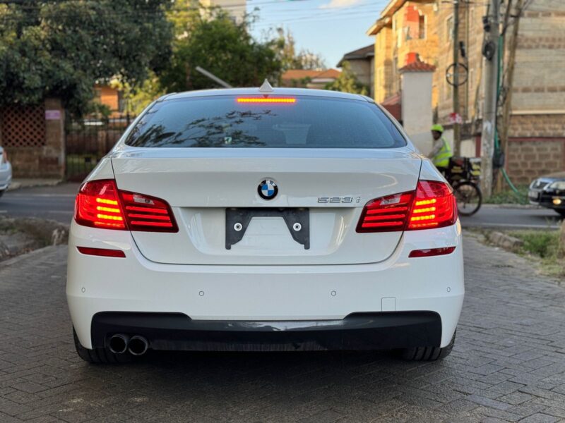 2016 BMW 523i M Sport