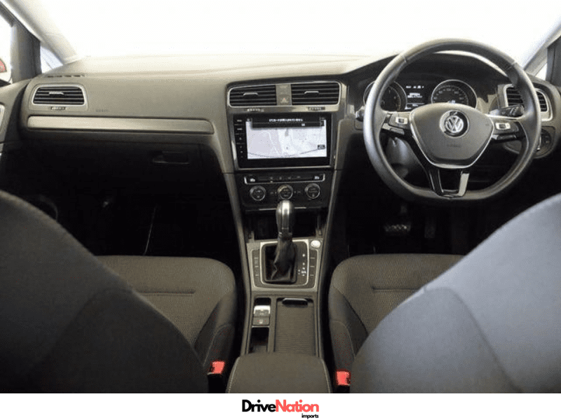 2017/10 Volkswagen GOLF TSI